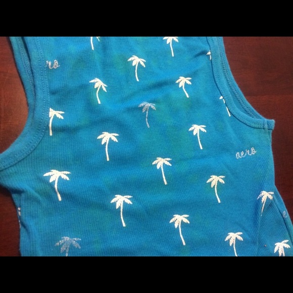 Aeropostale Palm-Tree Tank Top - Picture 4 of 4